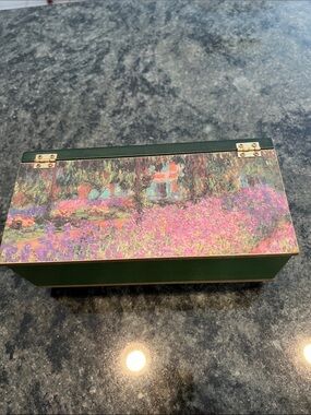 Floral Landscape Decorative Keepsake Box/tea box